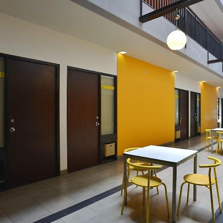 Zen Rooms Setiabudi Barat Джакарта Екстериор снимка