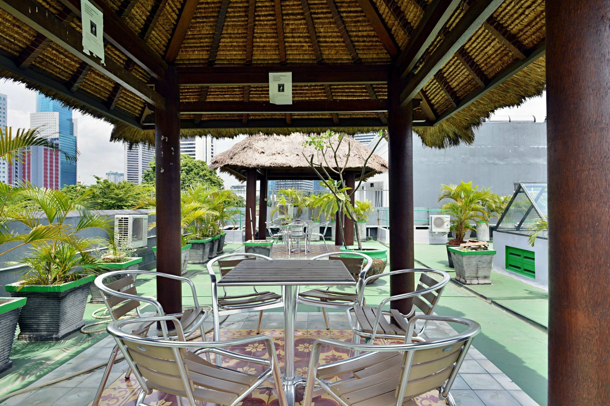 Zen Rooms Setiabudi Barat Джакарта Екстериор снимка